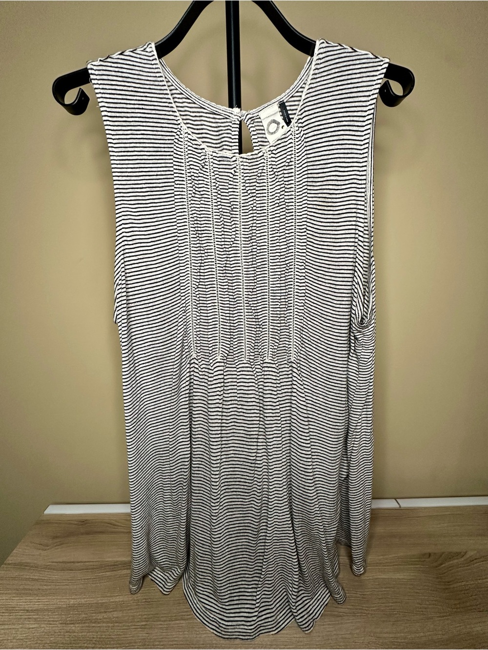 Anthropologie Akemi + Kin Striped Pintuck Tank Top XL Linen Blend